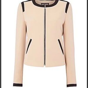 50% off sale 🔥🔥 - Gerry Weber Beige and Black Blazer